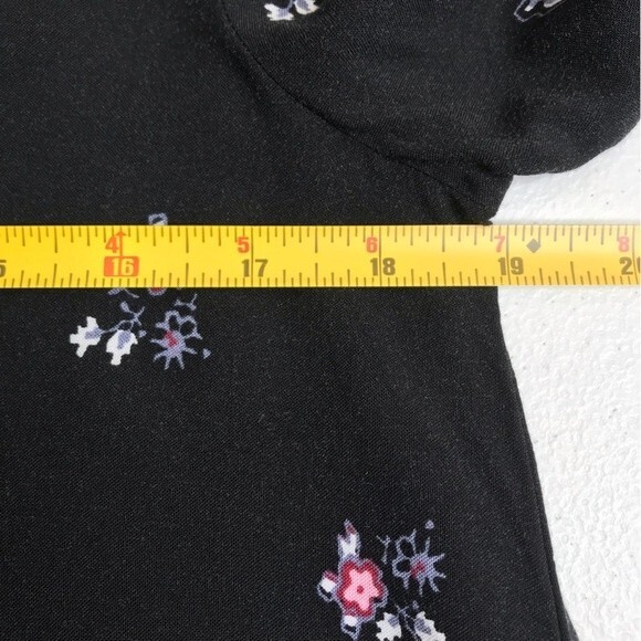 Abercrombie & Fitch Boho Split V Neck Black Red Paisley Border Print Blouse Med - Picture 7 of 11